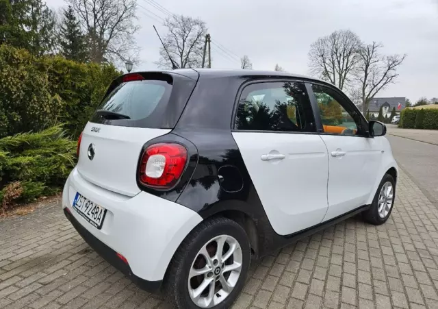SMART Forfour 