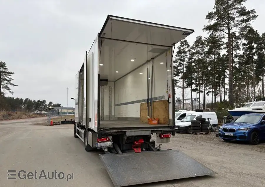 MERCEDES-BENZ Actros 1836 chłodnia thermo king T800R 2021/22 otwierany bok winda idealny stan 