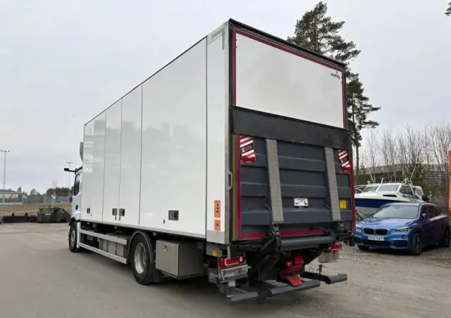 MERCEDES-BENZ Actros 1836 chłodnia thermo king T800R 2021/22 otwierany bok winda idealny stan 