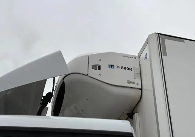 MERCEDES-BENZ Actros 1836 chłodnia thermo king T800R 2021/22 otwierany bok winda idealny stan 