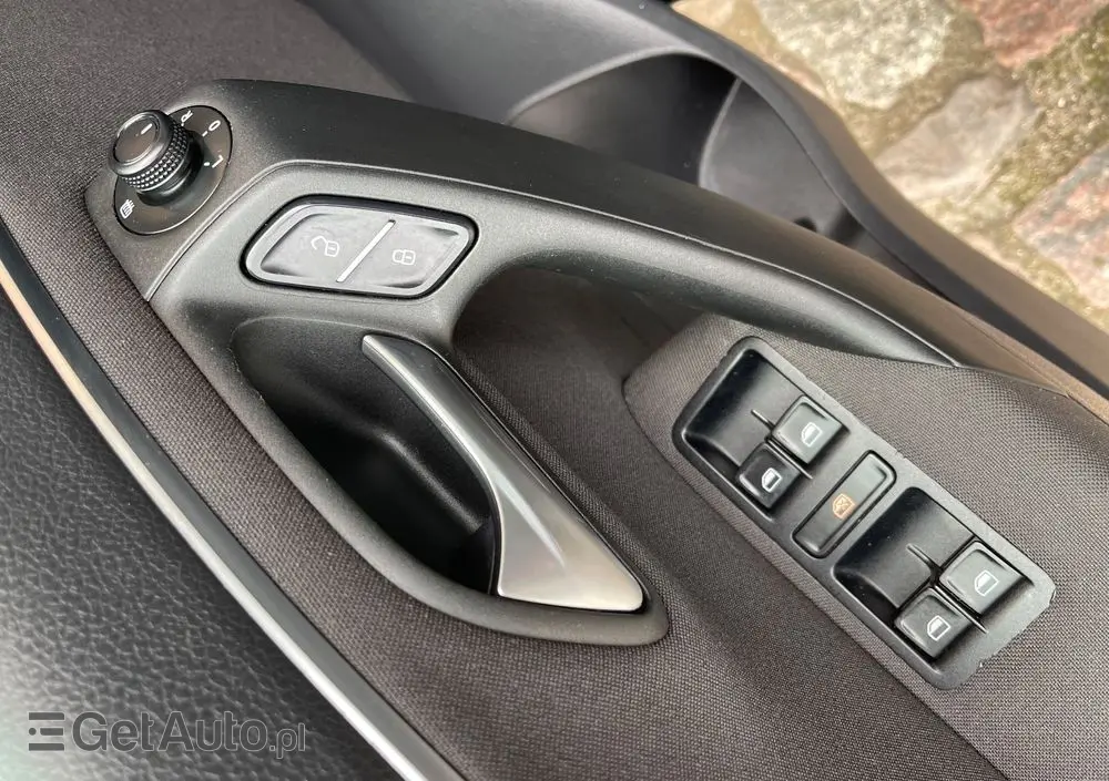 VOLKSWAGEN Polo 1.2 TSI DSG Highline