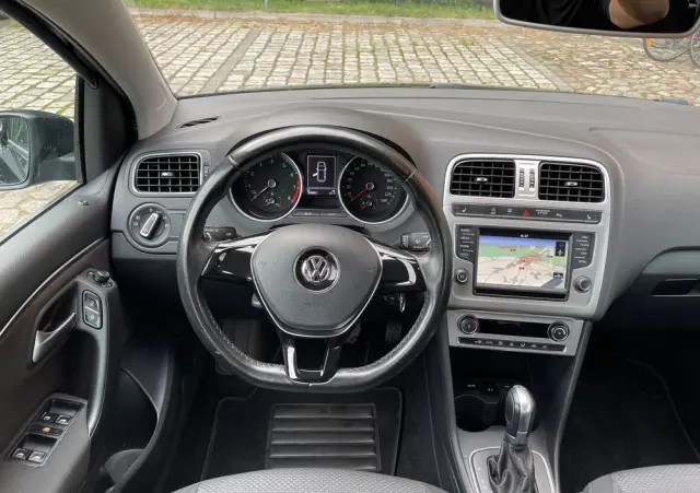 VOLKSWAGEN Polo 1.2 TSI DSG Highline