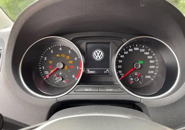 VOLKSWAGEN Polo 1.2 TSI DSG Highline