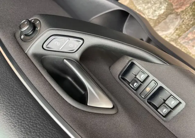 VOLKSWAGEN Polo 1.2 TSI DSG Highline