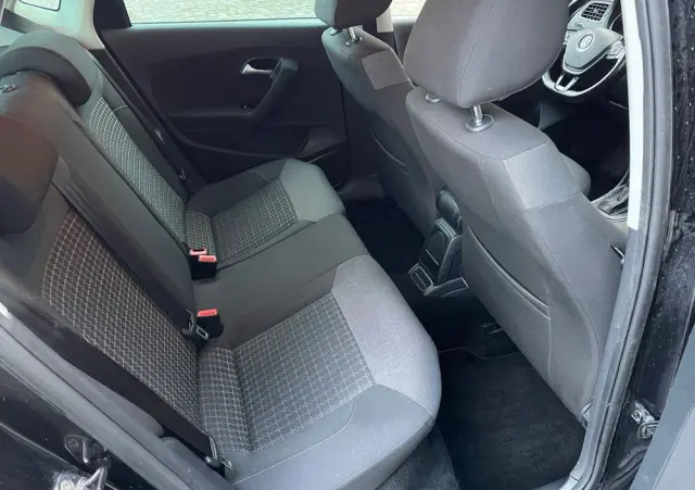 VOLKSWAGEN Polo 1.2 TSI DSG Highline