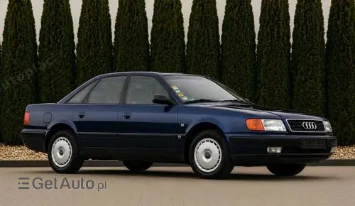 AUDI 100 