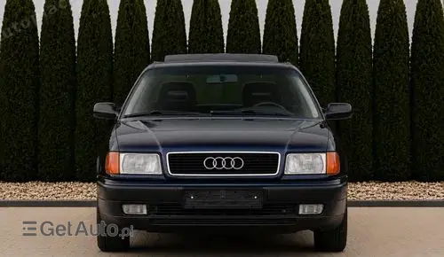 AUDI 100 