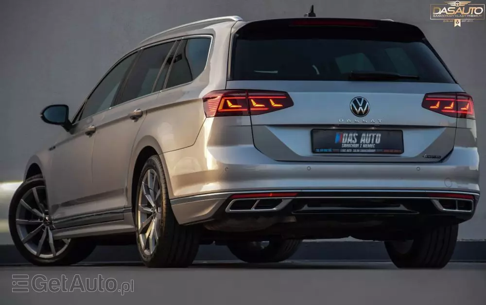 VOLKSWAGEN Passat Variant 2.0 TDI SCR DSG 4Motion Business