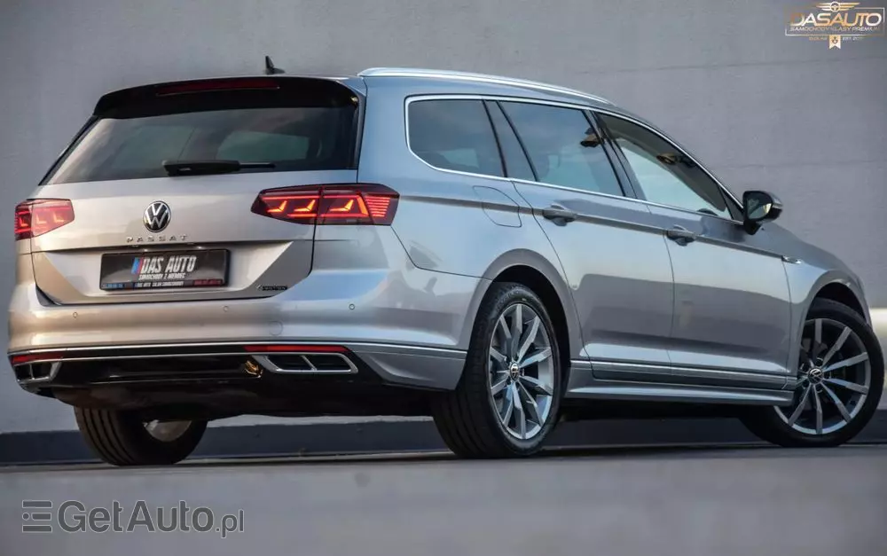 VOLKSWAGEN Passat Variant 2.0 TDI SCR DSG 4Motion Business