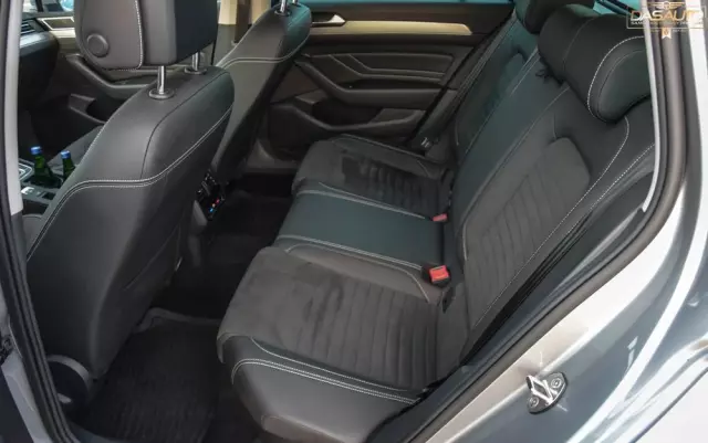 VOLKSWAGEN Passat Variant 2.0 TDI SCR DSG 4Motion Business