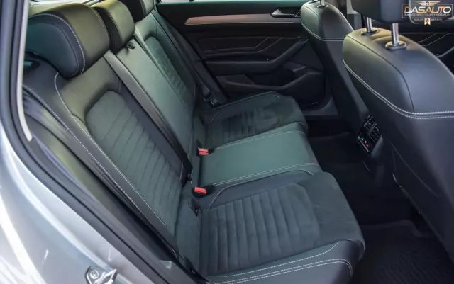VOLKSWAGEN Passat Variant 2.0 TDI SCR DSG 4Motion Business