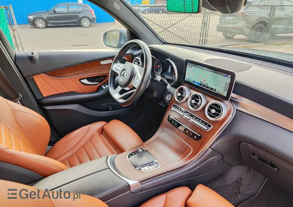 MERCEDES-BENZ GLC 200 d 4-Matic Business Edition