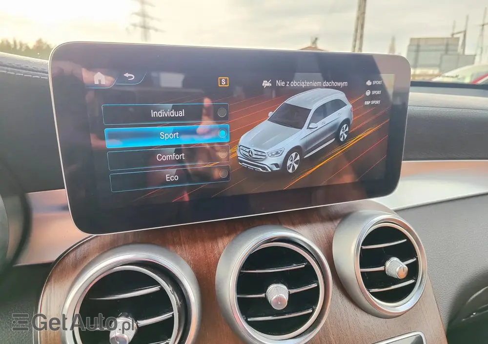 MERCEDES-BENZ GLC 200 d 4-Matic Business Edition