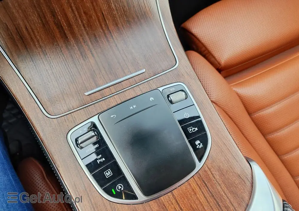 MERCEDES-BENZ GLC 200 d 4-Matic Business Edition