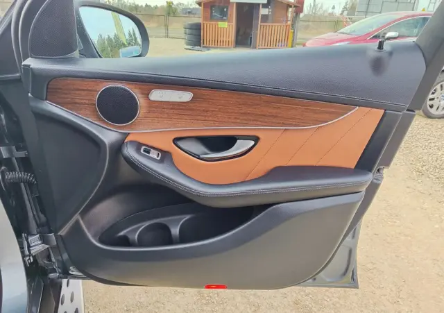 MERCEDES-BENZ GLC 200 d 4-Matic Business Edition