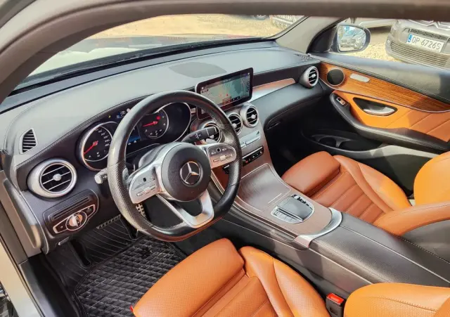 MERCEDES-BENZ GLC 200 d 4-Matic Business Edition