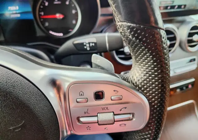 MERCEDES-BENZ GLC 200 d 4-Matic Business Edition