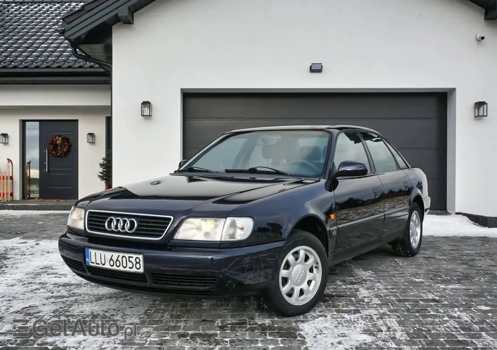 AUDI A6 Limousine 