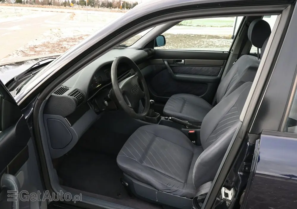 AUDI A6 Limousine 