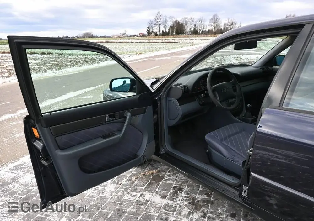 AUDI A6 Limousine 