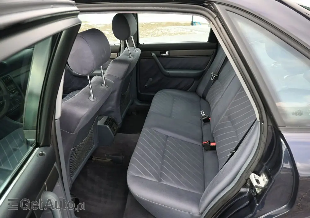 AUDI A6 Limousine 