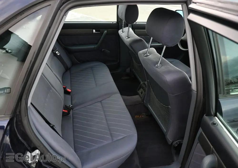 AUDI A6 Limousine 