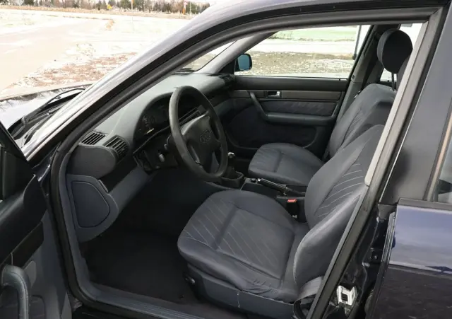 AUDI A6 Limousine 