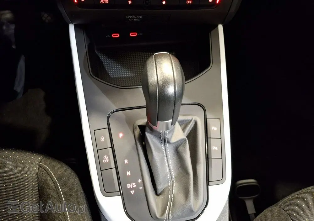 SEAT Arona 1.0 TSI Style S&S DSG