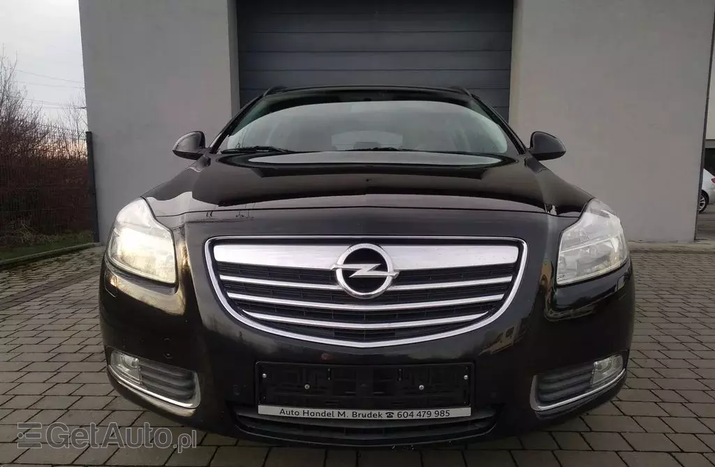 OPEL Insignia 