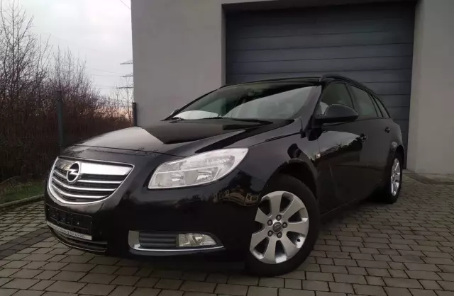 OPEL Insignia 
