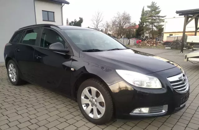 OPEL Insignia 