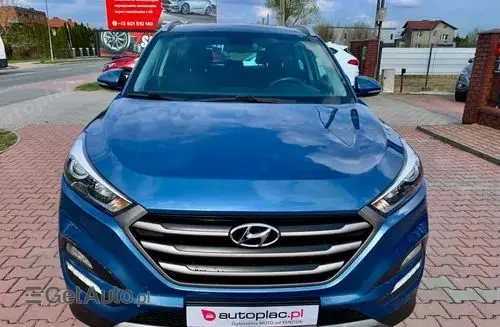 HYUNDAI Tucson 