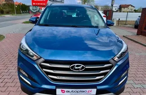 HYUNDAI Tucson 