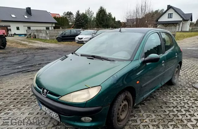 PEUGEOT 206 