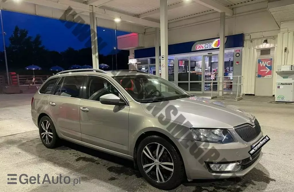 SKODA Octavia 