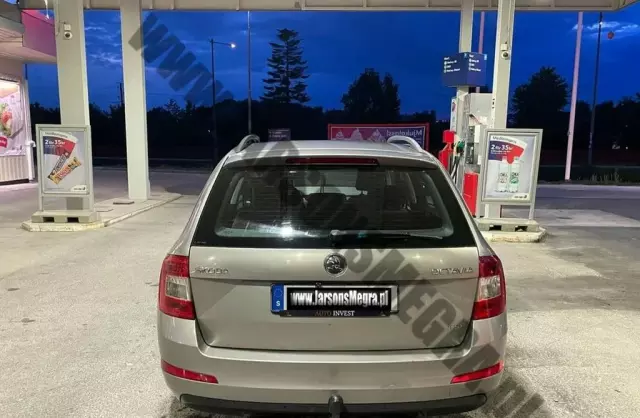 SKODA Octavia 