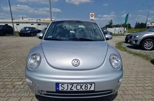 VOLKSWAGEN New Beetle 