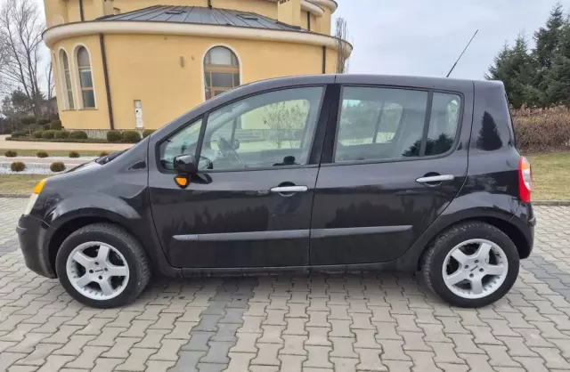 RENAULT Modus 