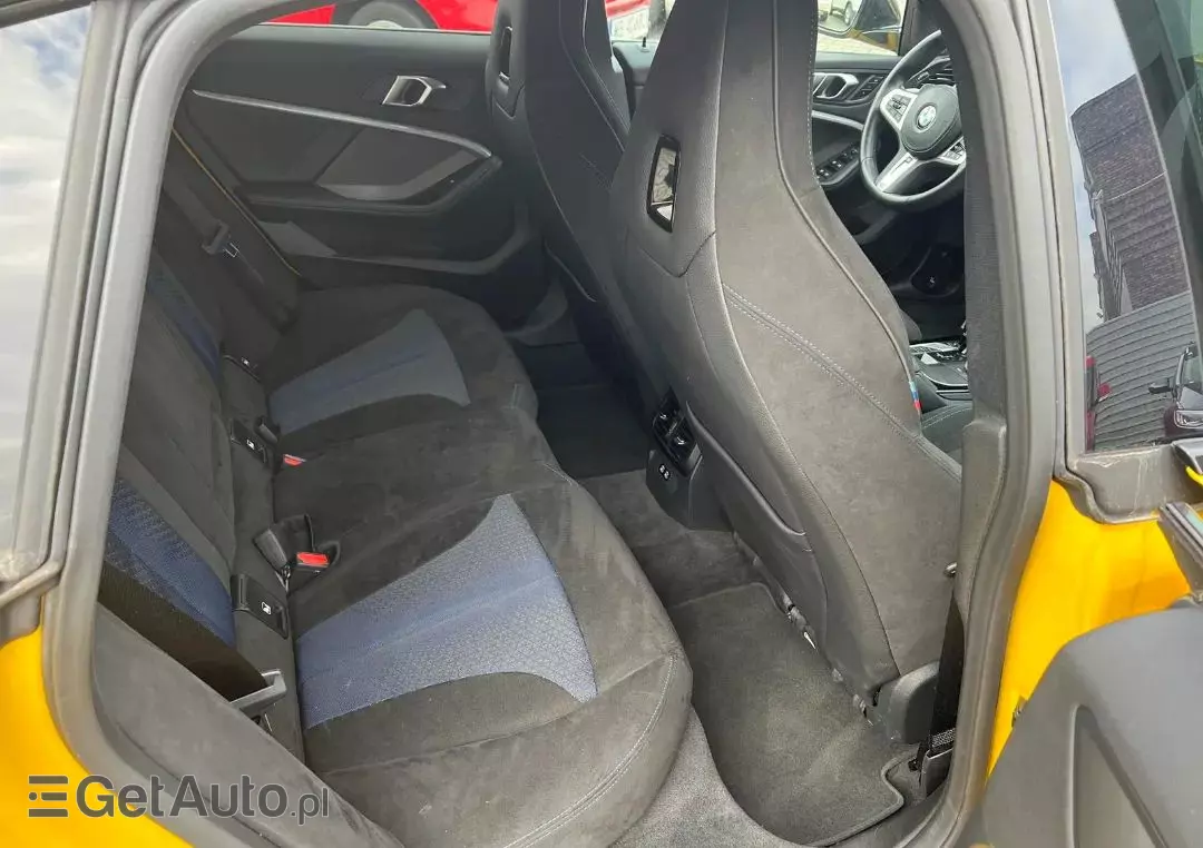 BMW Seria 2  M235i xDrive