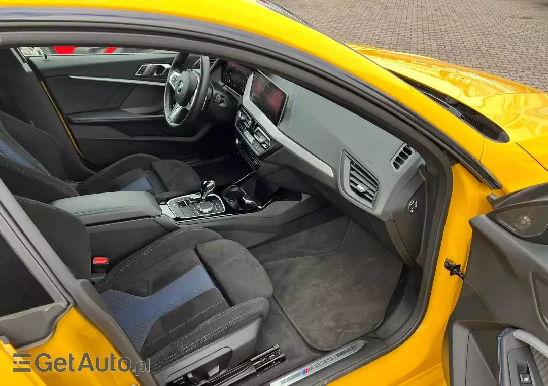 BMW Seria 2  M235i xDrive