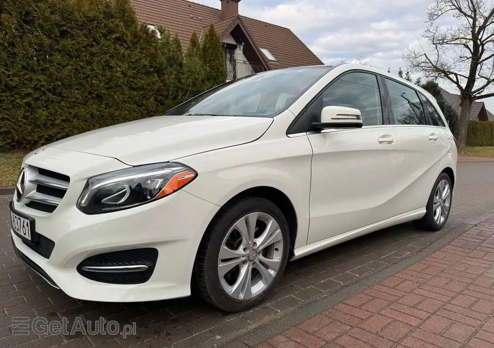 MERCEDES-BENZ Klasa B 250 4Matic 7G-DCT UrbanStyle Edition