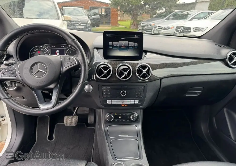 MERCEDES-BENZ Klasa B 250 4Matic 7G-DCT UrbanStyle Edition