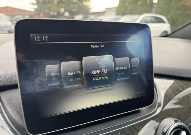 MERCEDES-BENZ Klasa B 250 4Matic 7G-DCT UrbanStyle Edition