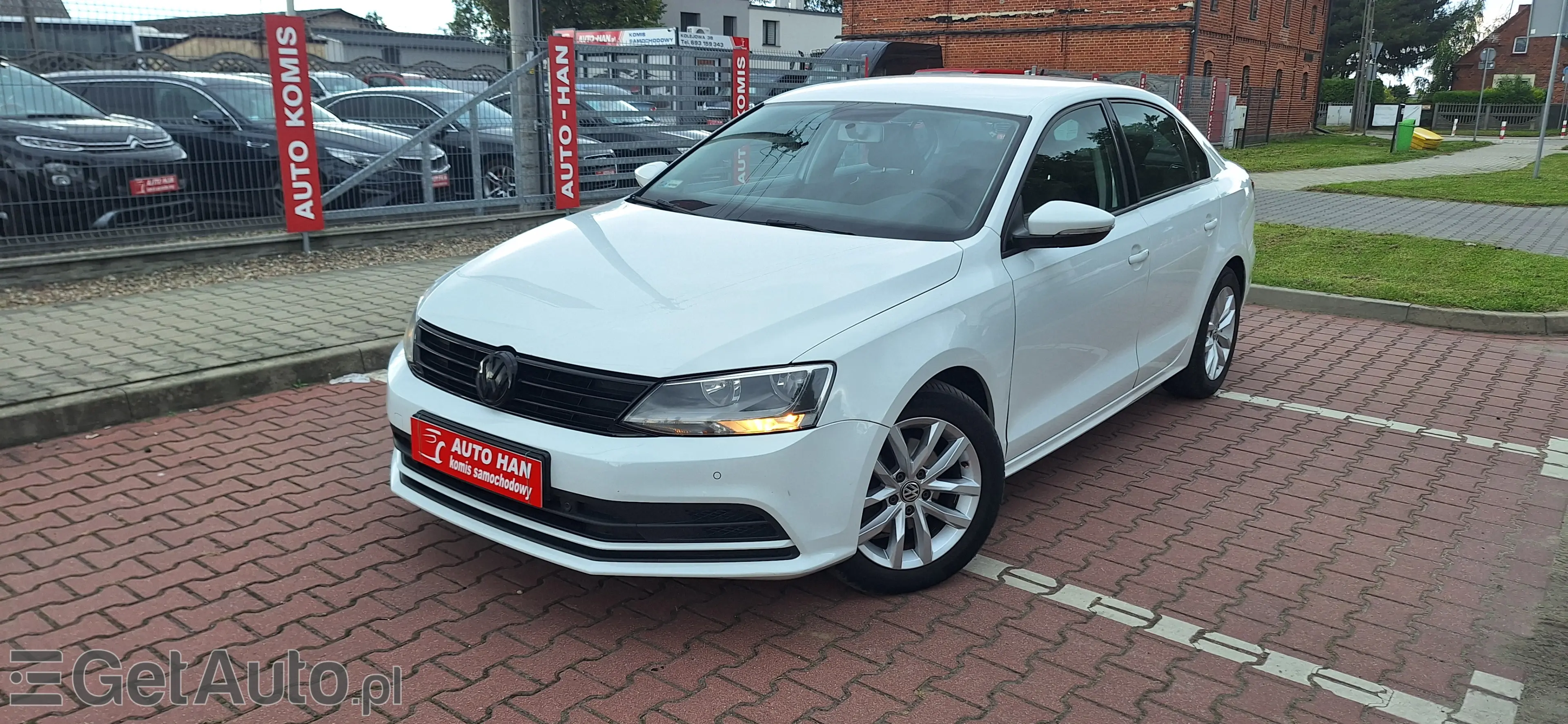 VOLKSWAGEN Jetta 