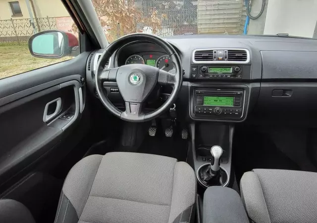 SKODA Fabia 