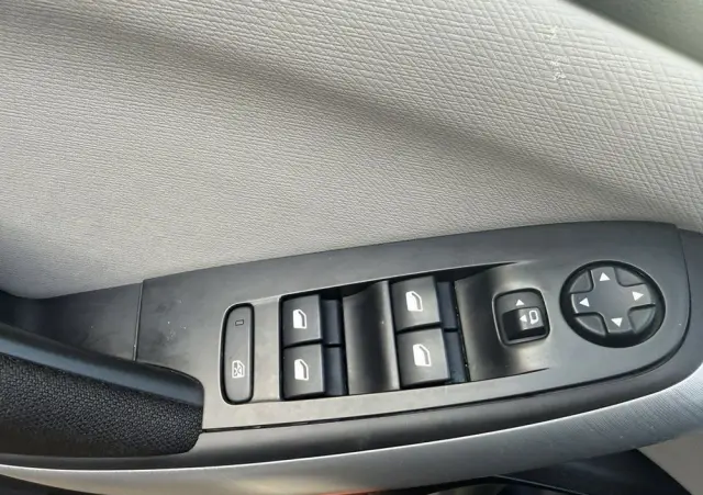 CITROËN C4 Picasso PureTech 130 Stop&Start EAT6 SHINE