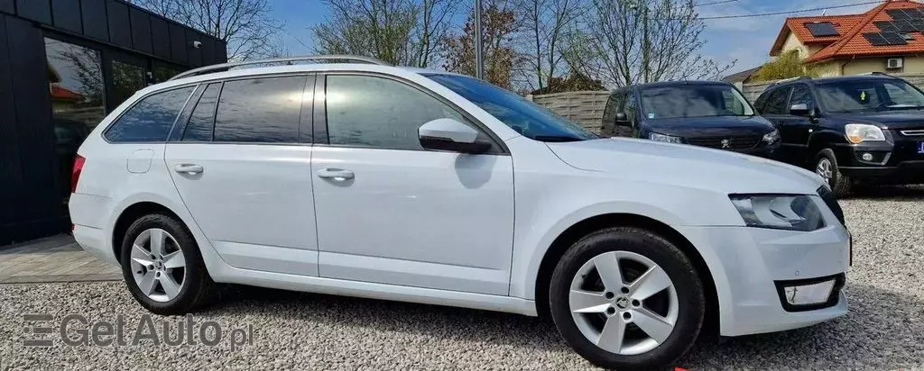 SKODA Octavia 