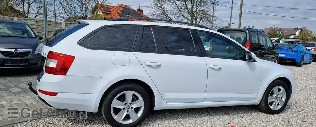 SKODA Octavia 