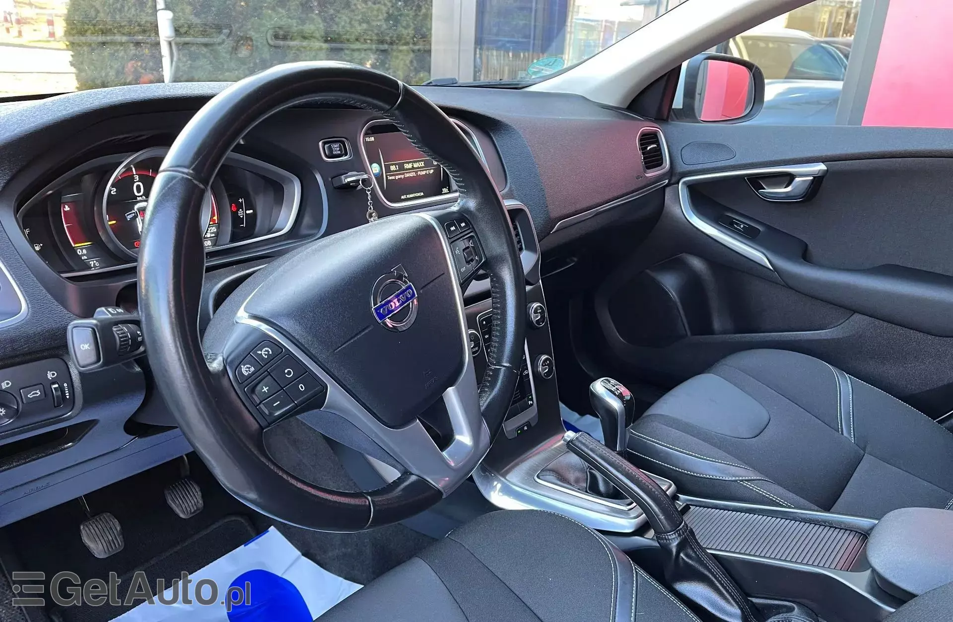 VOLVO V40 1.6 D2 (115 KM) Automatic