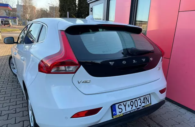 VOLVO V40 1.6 D2 (115 KM) Automatic